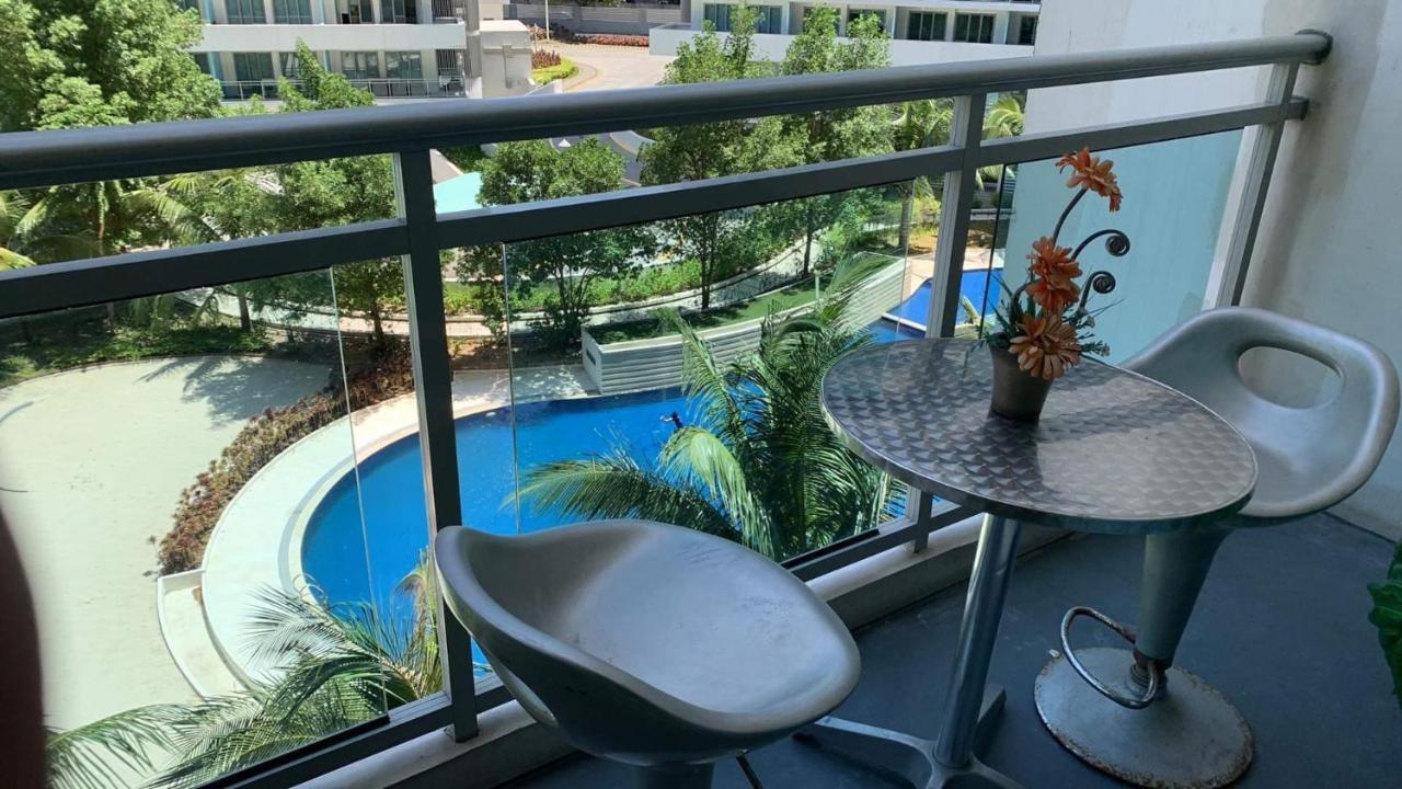 Azure Urban Residence A11 Near Airport And Sm Bicutan+ Free Wifi Paranaque City Exterior foto