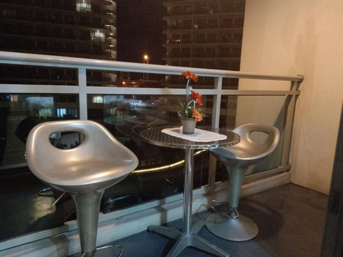 Azure Urban Residence A11 Near Airport And Sm Bicutan+ Free Wifi Paranaque City Exterior foto
